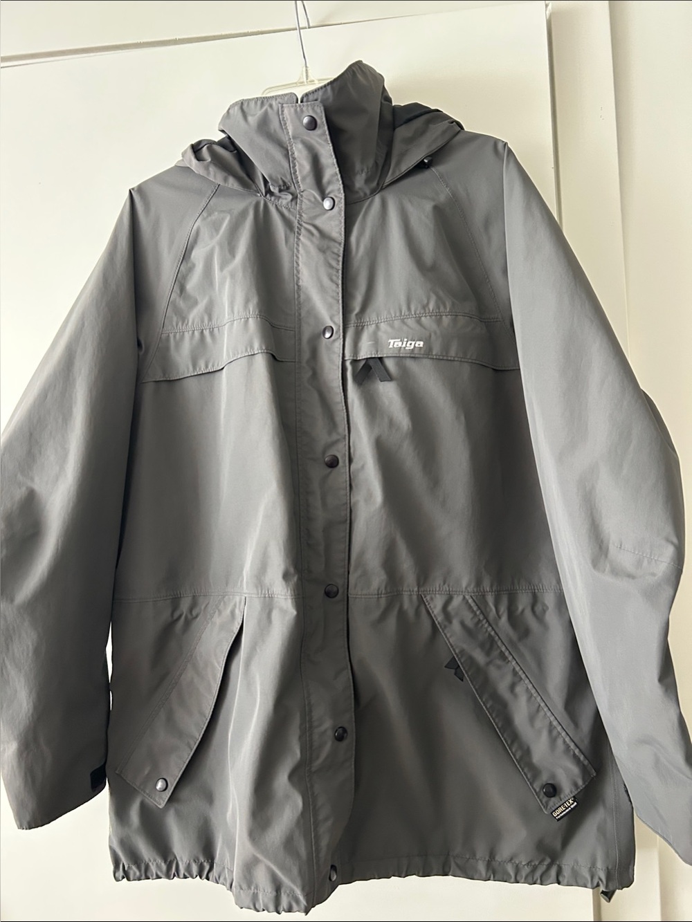 GORE-TEX Gray Hooded Rain Jacket